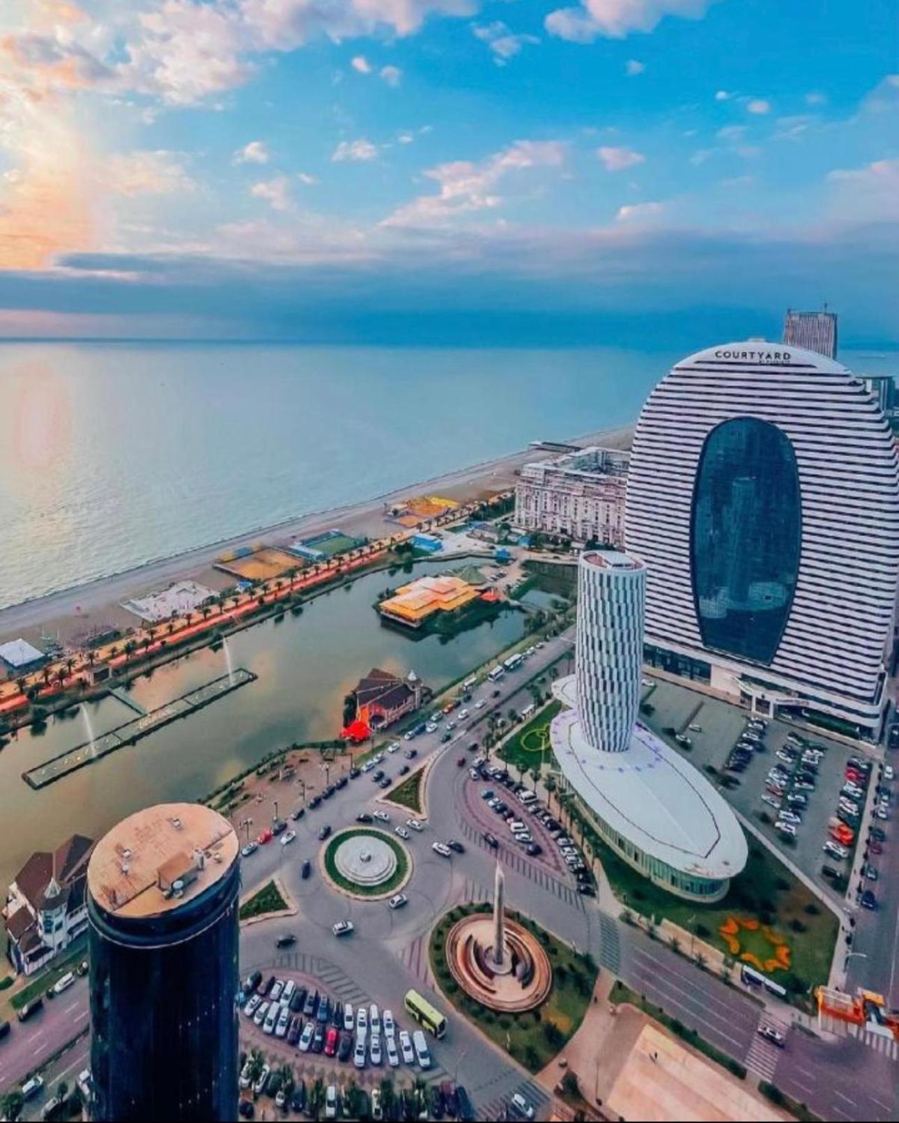 Orbi City Apartment With Sea View Батуми Екстериор снимка