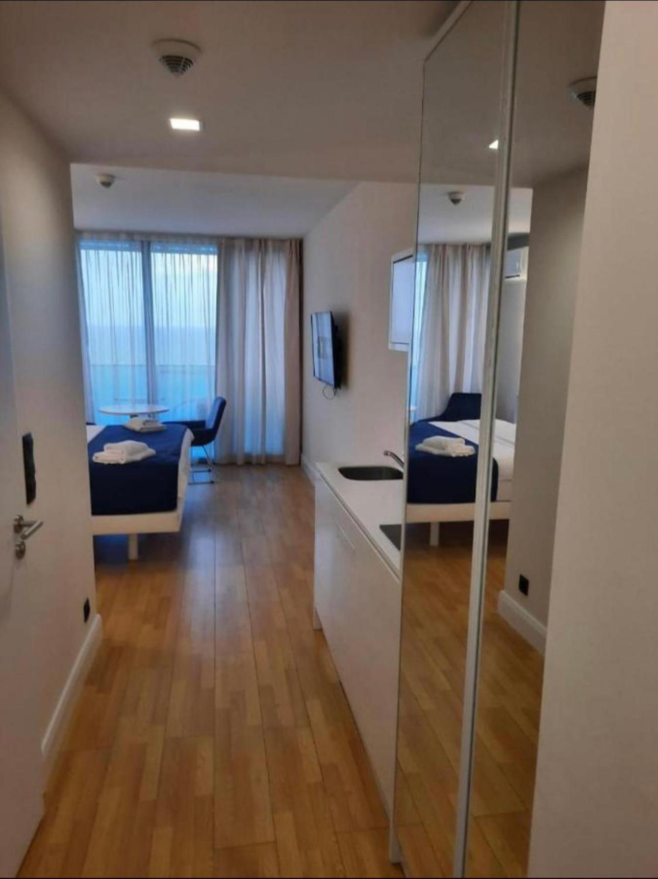 Orbi City Apartment With Sea View Батуми Екстериор снимка