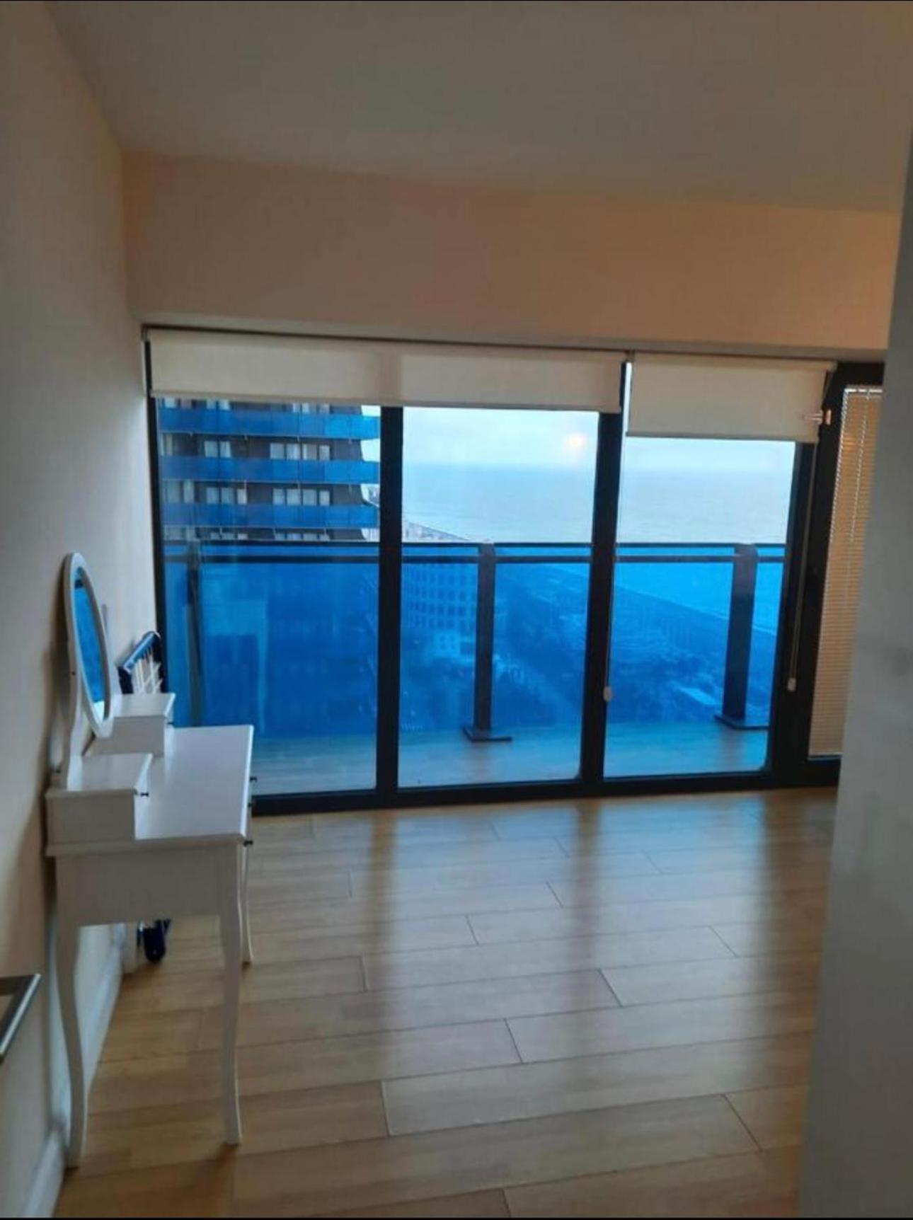Orbi City Apartment With Sea View Батуми Екстериор снимка