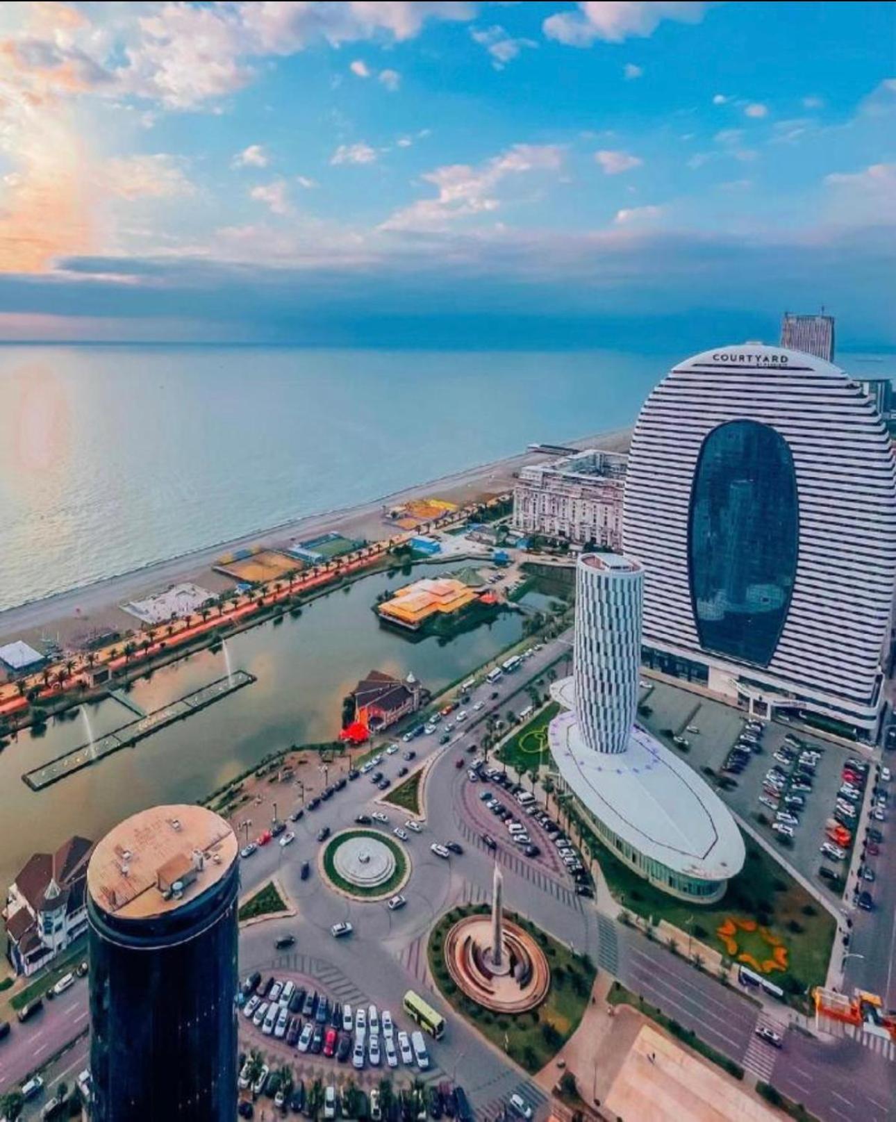 Orbi City Apartment With Sea View Батуми Екстериор снимка