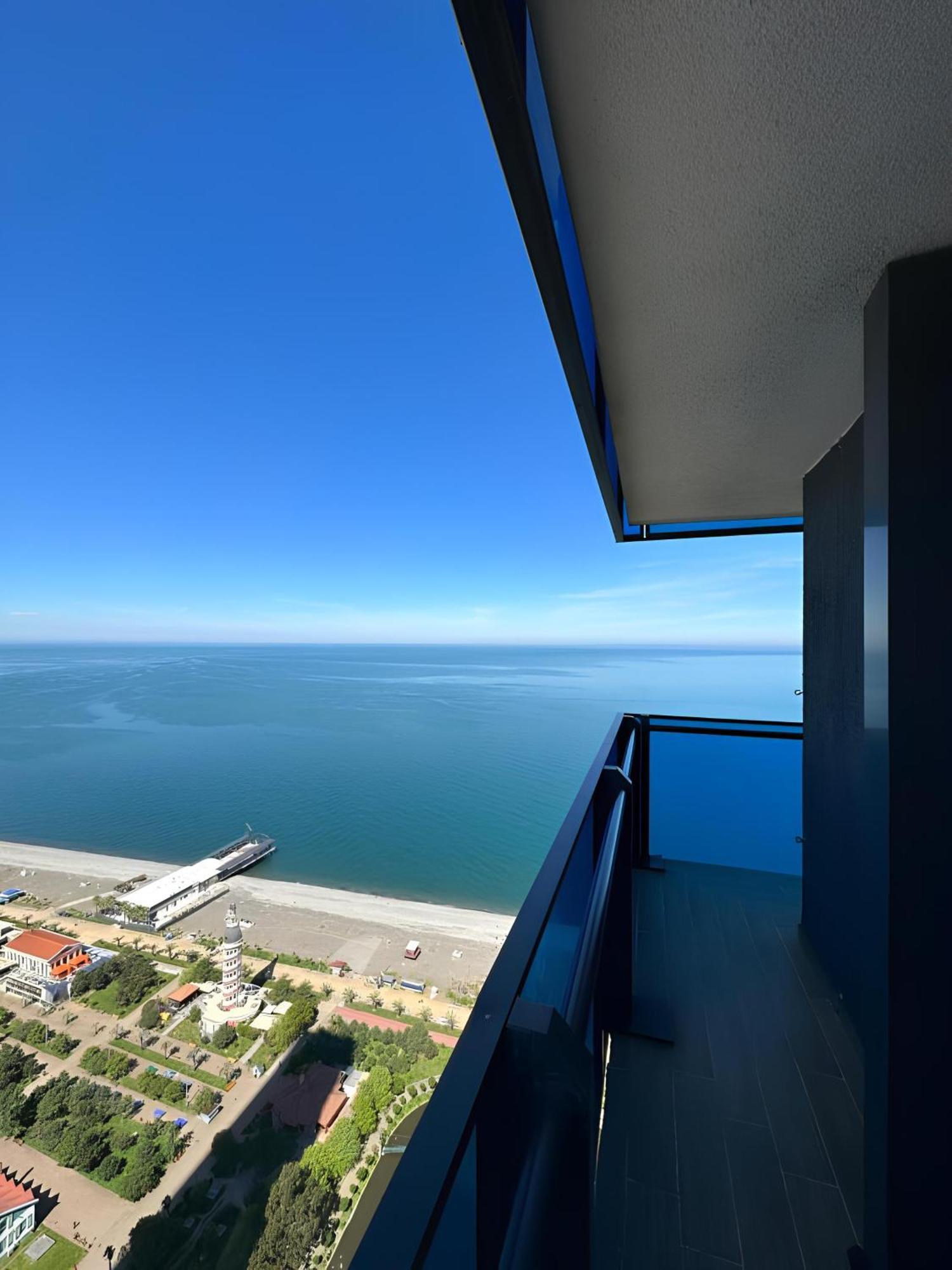 Orbi City Apartment With Sea View Батуми Екстериор снимка